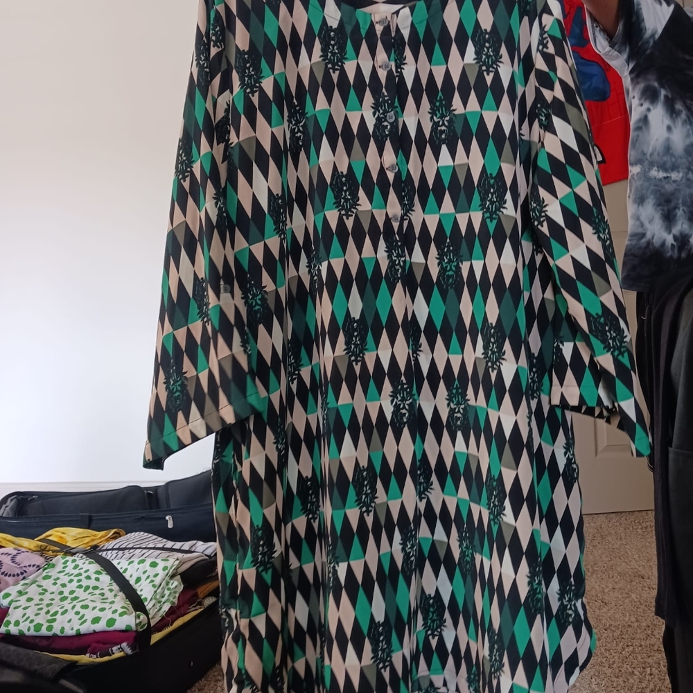 Clothes - Picture 2 of 2